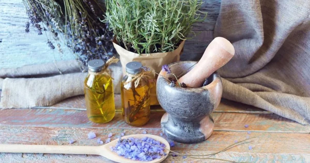 Efectos del aceite de romero y ricino en la caída del cabello